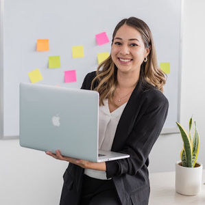 Meet your Posher, Virginia